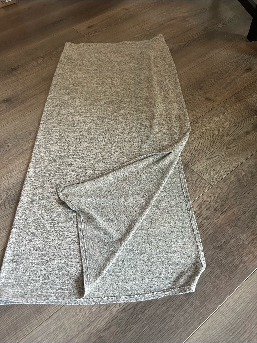 Wilfred Free Light Gray Knit Maxi Skirt